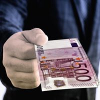 Pomoc finansowa dla zadłużonych z komornikiem
