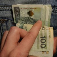 Udzielę pożyczki prywatnej szybko i bez sprawdzania